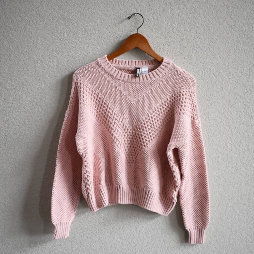M | h&m | cable knit crop sweater